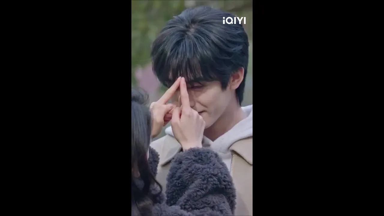 남자친구 앞머리 정리해 주니까, 너무 설레🥰💇‍♂️ #교양사아 #송위룡 #조금맥 #骄阳似我 #宋威龙 #赵今麦 #SongWeilong #ZhaoJinmai （가나다순） poster