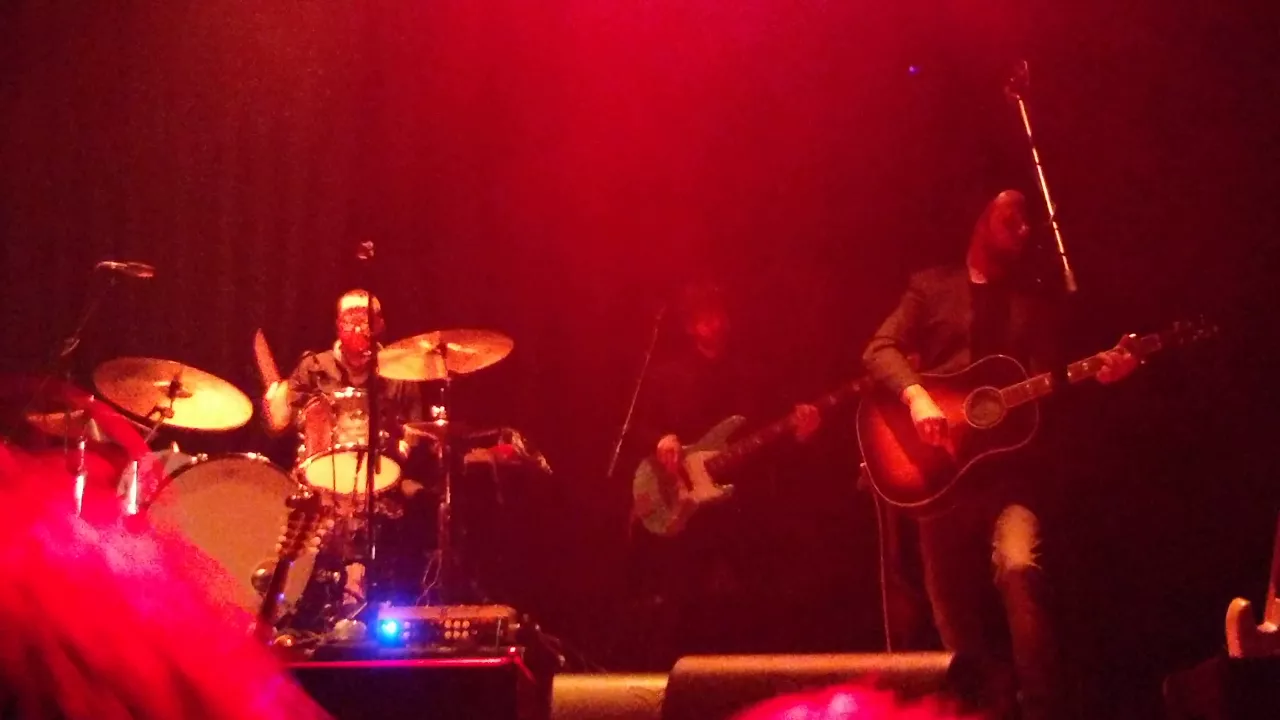 Lucie Silvas - Smoke (live)