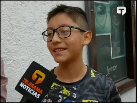 Nico hijo de Daniel Pintado celebra el oro olímpico de su padre