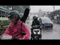 Download Lagu HUJAN DATANG TANPA IZIN, MENGISI RINDU YANG HANYA MENINGGALKAN KENANGAN