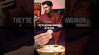 Are Catholics WRONG For Receiving Communion ON THE HAND 