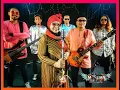 Download Lagu SELAMAT BERHARI RAYA - 2021 Version Moliano in Rock Feat Rahimah Rahim (Official Music Video)