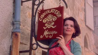 chocolat 2000 vianne and anouk arrive at a small french town to open a chocolaterie 
