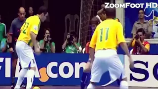 فالكاو مهارات جنونية لأفضل لاعب كرة قدم صالات في العالم 2015 HD 