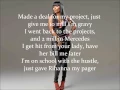 Download Lagu Nicki Minaj (feat. Rick Ross) - I Am Your Leader (with Lyrics)