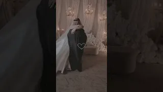 وحبك يوم صادفتك تدفق في شراييني 