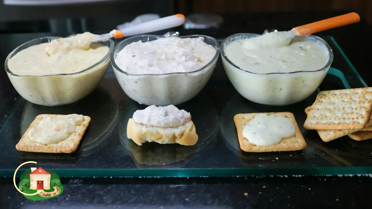 OLA GALERA NESSE VÍDEO ENSINO UM PATÊ DE FRANGO FÁCIL MUITO DELICIOSO PRA ACOMPANHAR TORRADA PÃO .... 