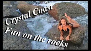 👙 Rock’in IT – Beautiful Beach Photo Shoot gets a bit too Rocky 👙