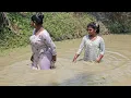 Download Lagu Amazing Village Women net fishing in Village pond || Big sized Chitol fish catching