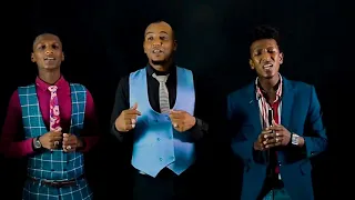 احمد عبود جسار مختار احمد الحارث محامي الريد New 2020 اغاني سودانية 2020  احمد عبود جسار مختار احمد الحارث محامي الريد New 2020 اغاني سودانية 2020