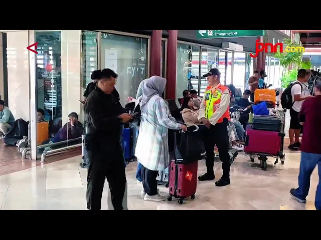 Gunung Anak Krakatau Meletus, Bandara Soetta Hentikan Operasional - JPNN.com