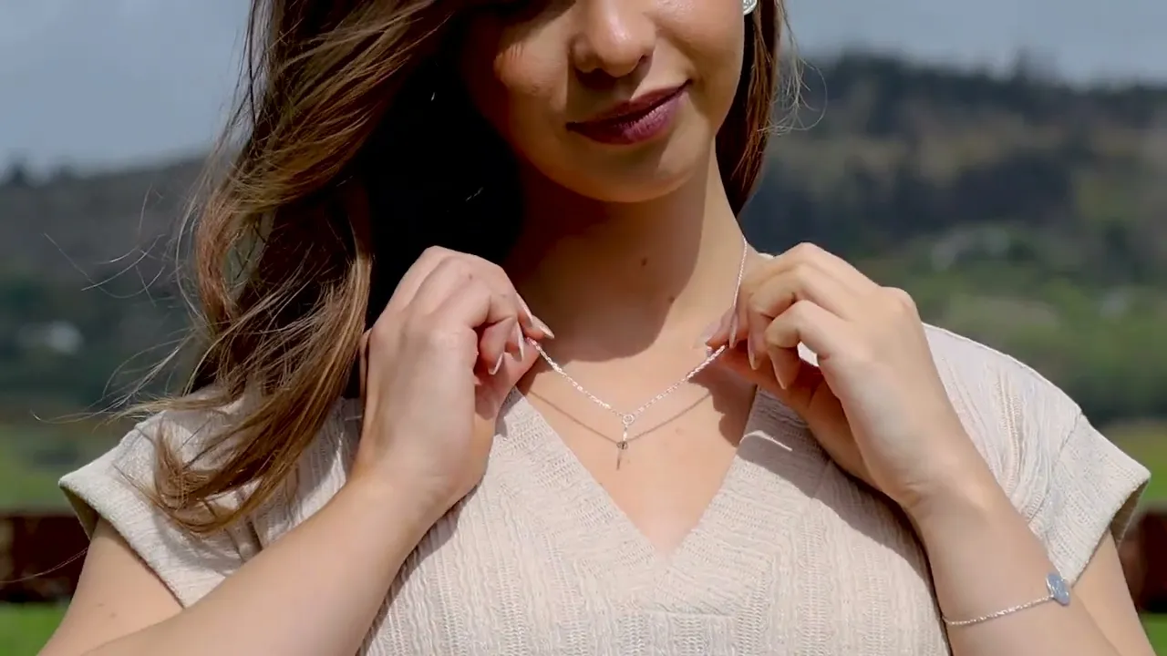 Dara Knot Sterling Silver Necklace (Symbolising Inner Strength)