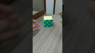 Checker Board Pattern On MoYu 4x4 Cube 