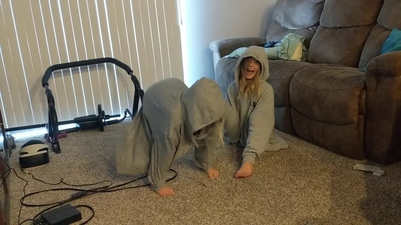 Ostrich Hoodie dance part 2