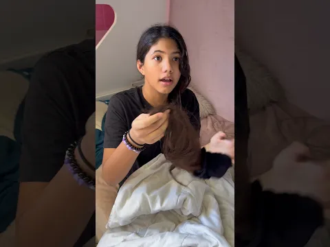 Por plancharse el cabello se le cayó