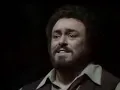 Luciano PAVAROTTI. Una furtiva lagrima. L' elisir d' amore. G. Donizetti.
