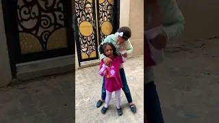 انتي اختي ونور عنيا 