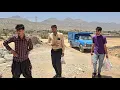 Download Lagu Jamshid's beschrijving van de huidige situatie van Azadeh en Sami en de manier om hen te helpen