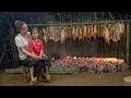 Download Lagu Tu Diep procesa porco de río afumado a man, garantindo suficiente alimento durante todo o ano