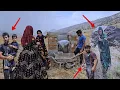 Download Lagu Zahra's nomadic family struggles to gather firewood in the rain