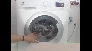 Electrolux TimeCare 30 min wash and service mode spinwash waterlock jumping vs 1 dry clothe