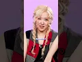 Download Lagu Rosé breaks down \