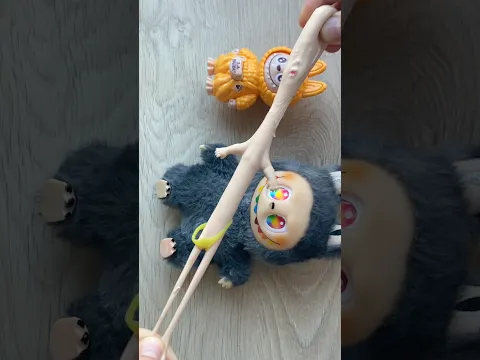 Labubu Baby Weeeee! ⭐️⭐️⭐️ #satisfying #asmr #funny #shinchan #labubu #squishy #shorts
