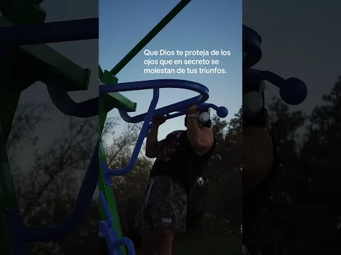 Que Dios te proteja de los ojos que en secreto se molestan de tus triunfos. #amen