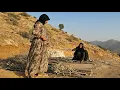 Download Lagu A true story from the mountains: A grandmother and her daughter-in-law search for a warm refuge