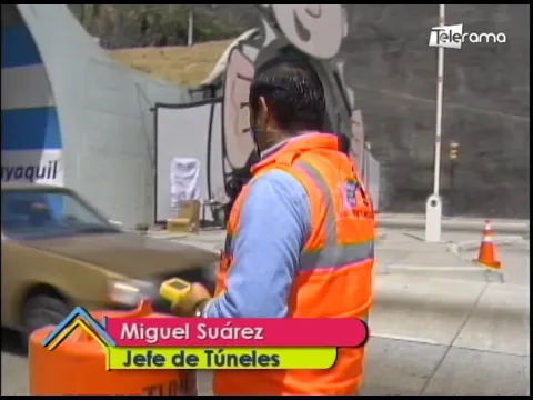 Cierre de carril de túnel San Eduardo por medición de gases que generan los vehículos