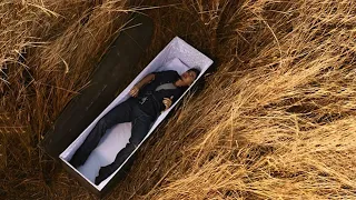 طبيب نفسي عبقري الناس كانوا يعتقدون انه يعالج المرضى لكنه قاتل متسلسل وآكل لحوم البشر ملخص مسلسل 