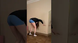 Can you repeat?????#fyp #trendingshorts #tallgirl #giant #challenge #legs #socks #longlegs #cute #fa