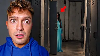 COMPRÉ UN JUEGO DE ESCONDIDAS EN LA DEEP WEB