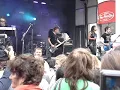 Stuttering by Fefe Dobson (LIVE)