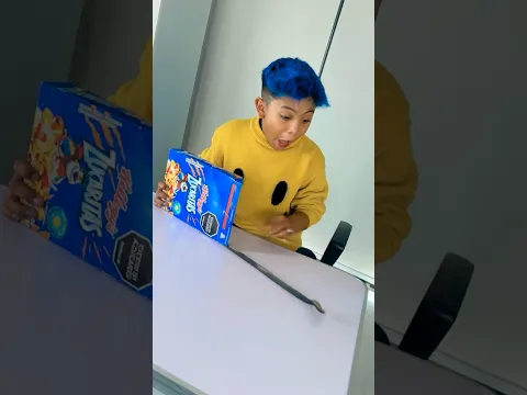 LA SERPIENTE DEL CEREAL #santioficial #santi #funny #latam #viral