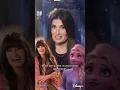 Lagu Idina Menzel on how it feels to be Queen of two movie kingdoms