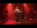 Download Lagu Schiller - Dancing in the Dark  (live)