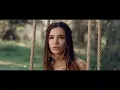 Feride Hilal Akın & İlyas Yalçıntaş - Şehrin Yolu