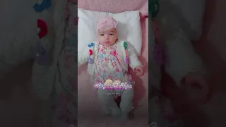 أنا عندي بنوتة حلوة وقمر كيوتة 