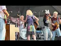 Twiggy (Live Debut) - Remi Wolf & Hayley Williams (Newport Folk Festival 2026) (4K HDR)