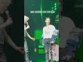 Download Lagu Felix acted like he was going to perform red lights😳 #straykids #felix #bangchan #hanjisung #skz