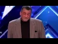 Download Lagu ROBERT DeNIRO Gets Booed off stage on America's Got Talent