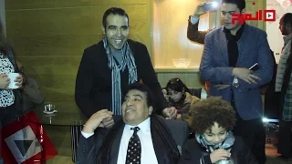 اتفرج   أحمد عدوية يغني مع ابنه في إطلاق ألبوم  الأستاذ  دندنها