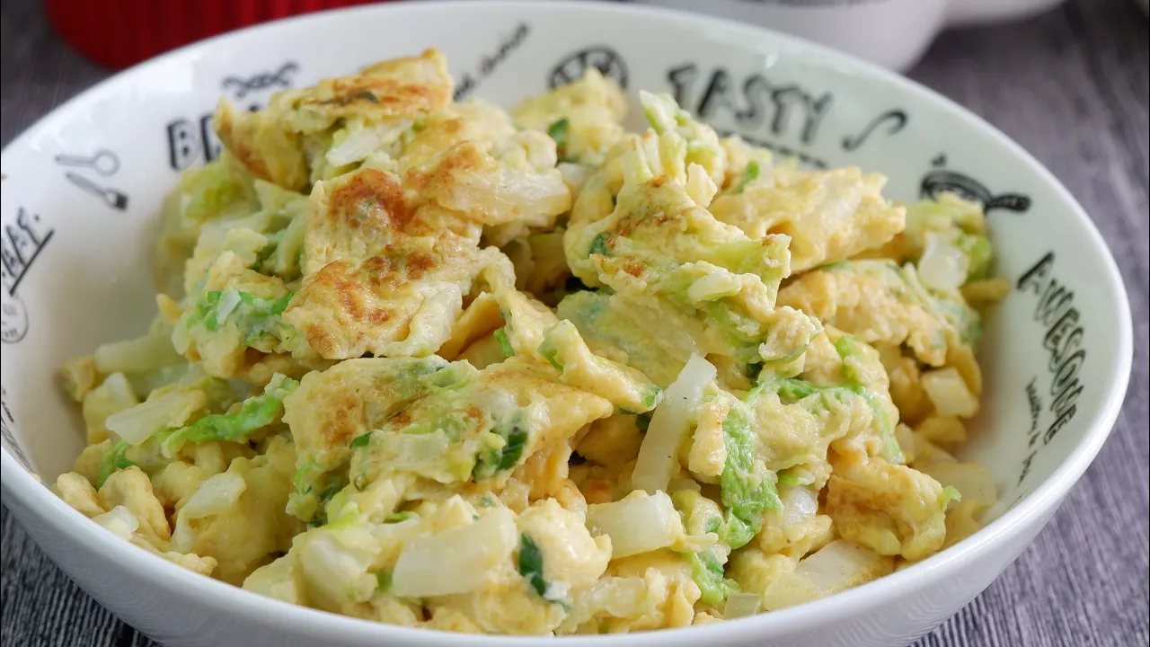 Yummy Egg Recipe thats So Easy! Chinese Egg Stir Fry w/ Cabbage  Chinese Scrambled Egg Recipe