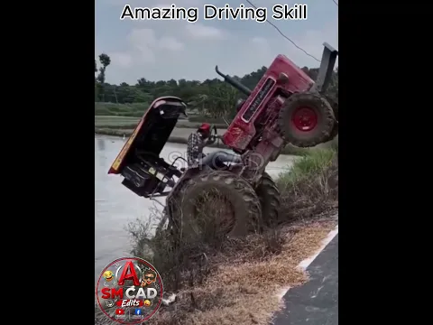 Tractor driving amazing skills #driver #tractor #shorts #shortsfeed