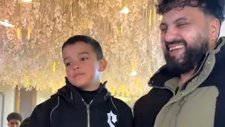 الزعامة وصل من هنا   والقاعة  بقت دغدغة حظ    قلبي بيمخمخ    عقلي بيمخمخ  وسطي بيمخمخ  دندنها