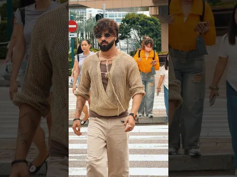 Macau outside, Awarapan inside🖤 #danishalfaaz #macau #hongkong #awarapan2 #teramerarishtapurana