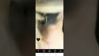 انت مين واسمك اي ماشية لي رايحة فين 