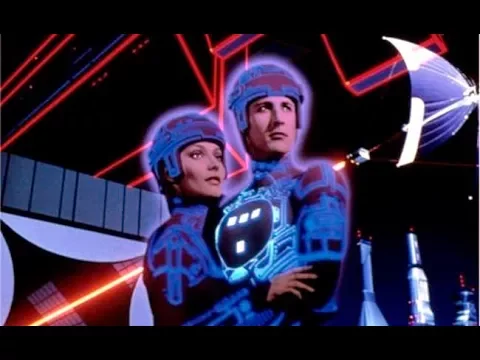 TRON (Trailer español)