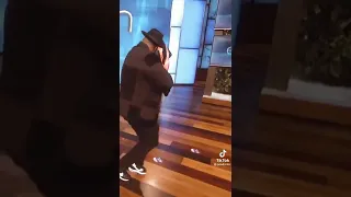 Snoop Dogg Dancing On Still Dre  Snoop Dogg Dancing On Still Dre